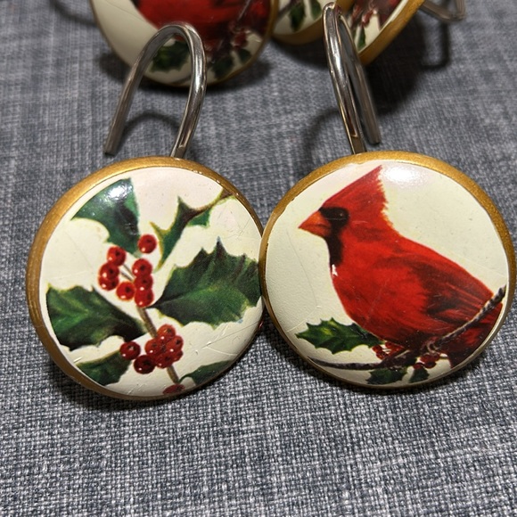 Kohls shower curtains with matching shower hooks in a holiday pattern - Picture 3 of 9